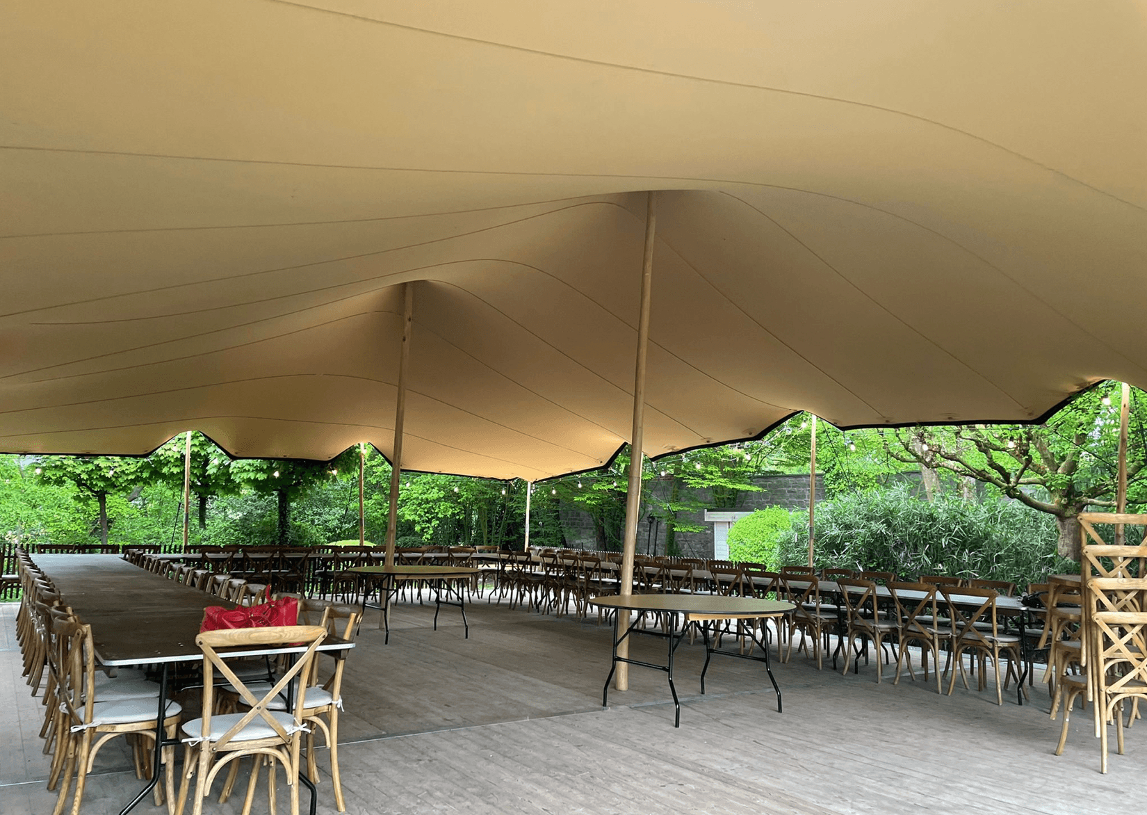 Chaise bistrot dos croisé vue principale